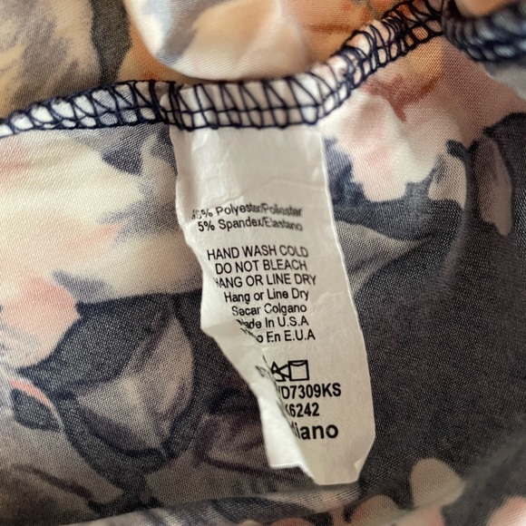 Like New PinkBlush Maternity Dress - Picture 6 of 6